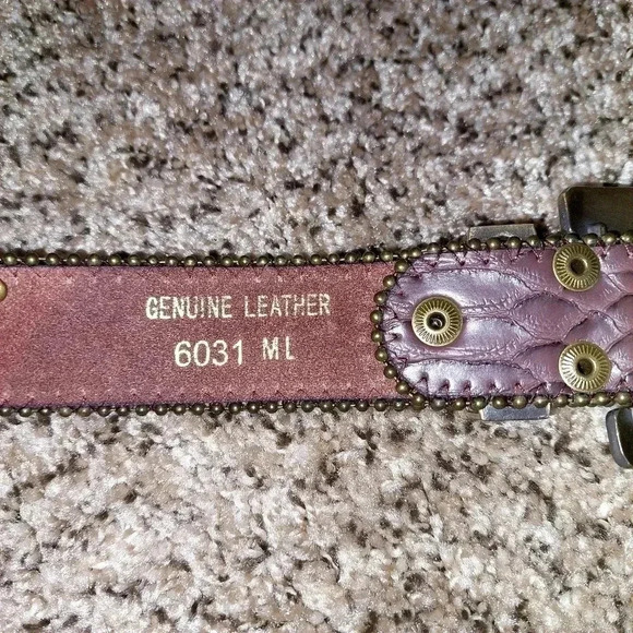 Brown Genuine leather rhinestone, studded and crosses Rodeo bling belt. SIZE M - Picture 8 of 13